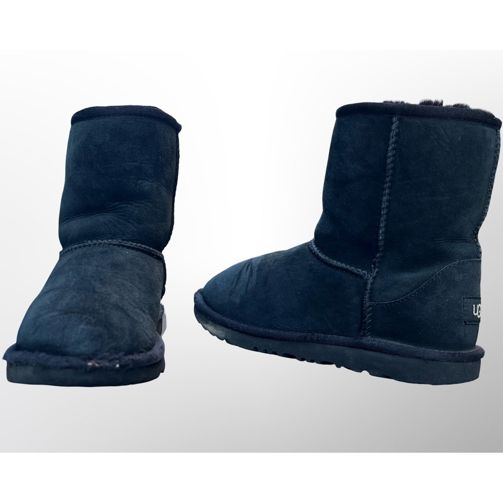 GUC Pre-Owned UGG Classic Short II Girls Black Boots Kids Shoes Size 3 - Picture 8 of 16